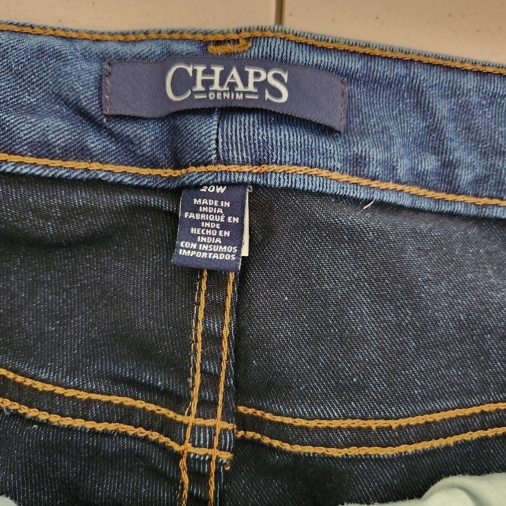 Chaps Women's Blue Denim Cropped Jeans - Picture 4 of 7